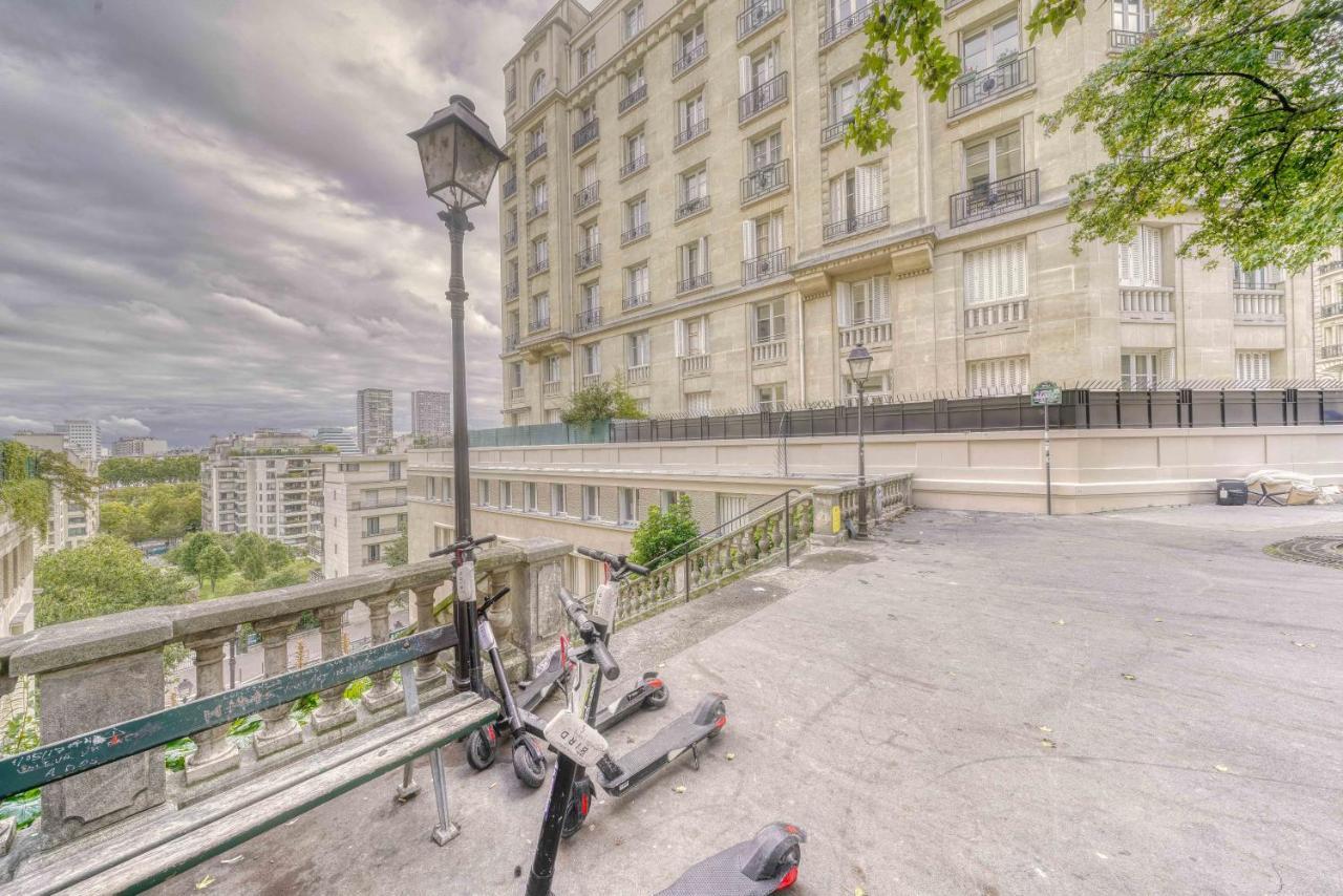 Elegant Home Near Trocadero Paris Exterior foto